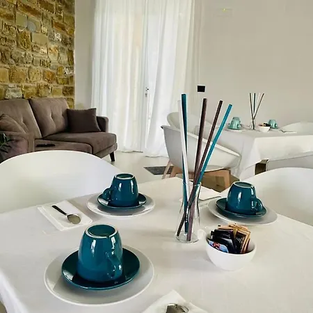 ベッド・アンド・ブレックファスト Il Poggio Eccelso オリアストロ・チレント