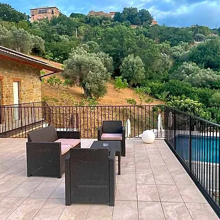 Il Poggio Eccelso 住宿加早餐酒店 3*